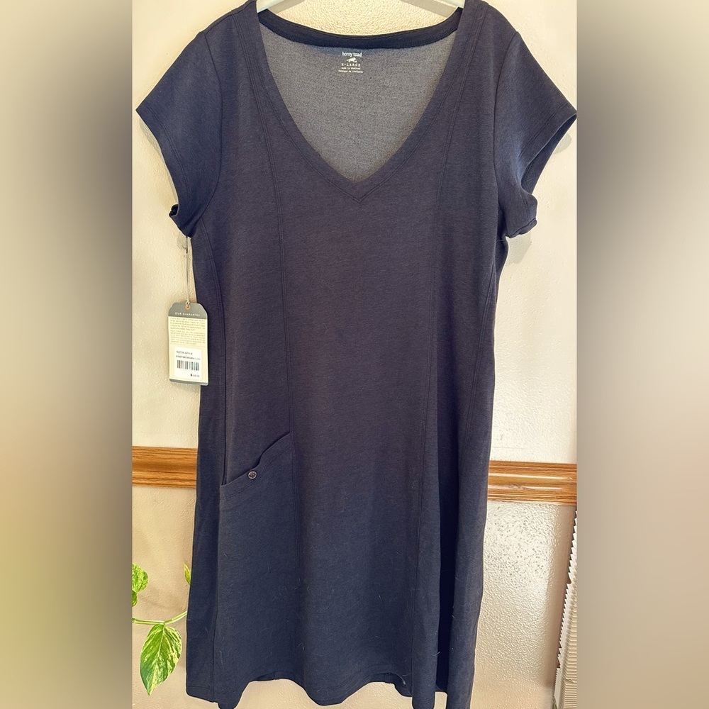 SOLD. New Horny Toad Dress. Never worn. Casual LBD with pocket, XL.